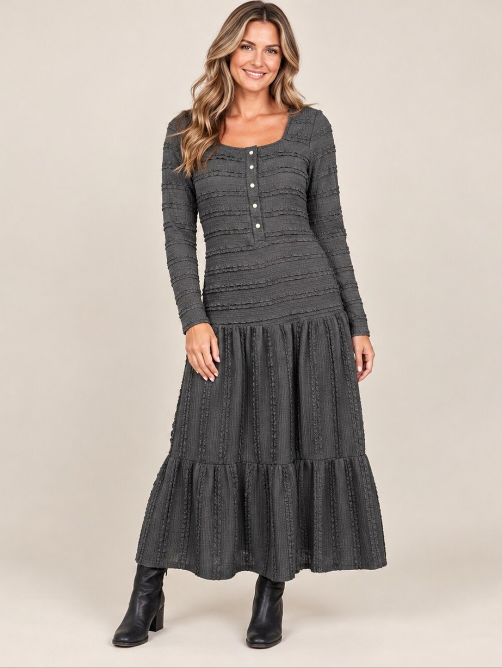 Charcoal Textured Knit Long Sleeve Tiered Maxi Dress M A320